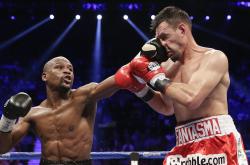 开云体育登录-新疆节奏掌控魔术下，小贾伦化身高能轰炸机撕裂防线