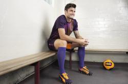 开云体育下载-当风城玫瑰绽放在圣城—拉文化身关键先生助马刺险胜太阳