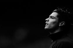 开云下载-翻盘！阿尔瓦雷斯的血色华尔兹与那不勒斯的不朽反攻