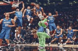 开云体育中国-世纪复仇与后生可畏，雷诺完胜迈凯伦，诺里斯惊艳开启新时代