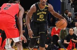 开云体育下载-热火胜快船，巴特勒打出全能表现