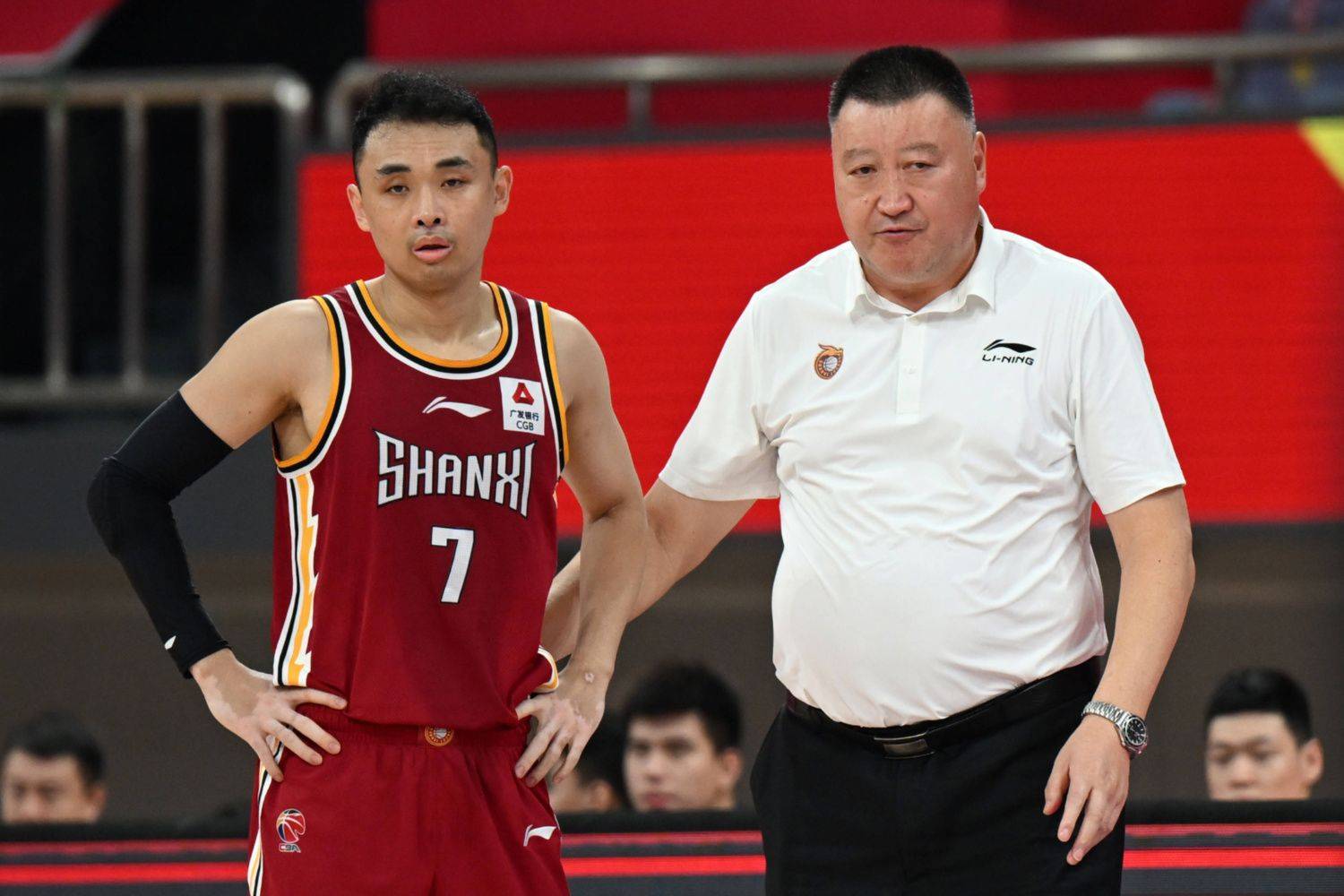 关于山西男篮创造传奇战绩，力拼下赛季前十的信息
