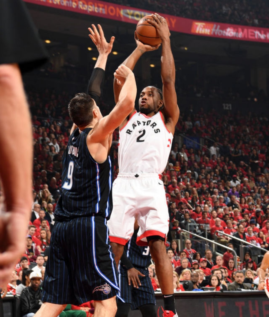 猛龙胜老鹰，伦纳德贡献30分