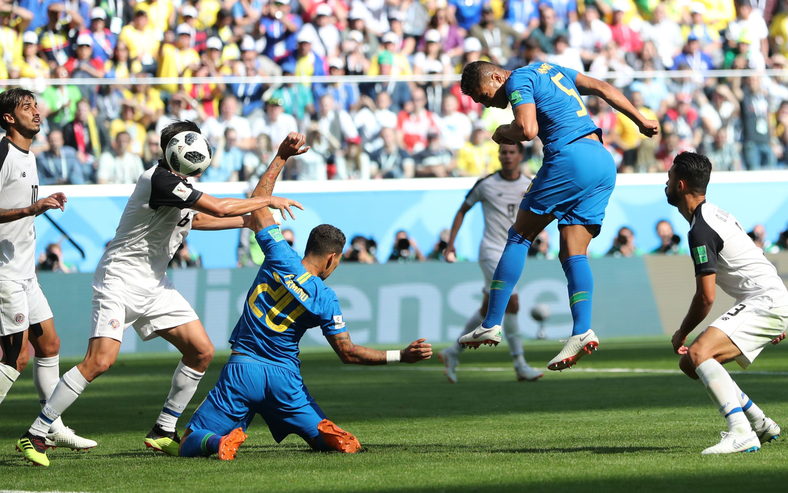 哥斯达黎加队在比赛中取得胜利 哥斯达黎加队在比赛中取得胜利