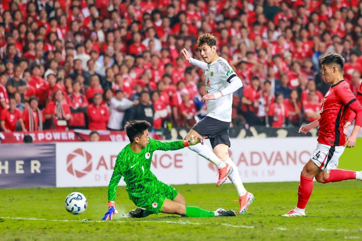 西班牙逆转中国，马丁内利带队取胜