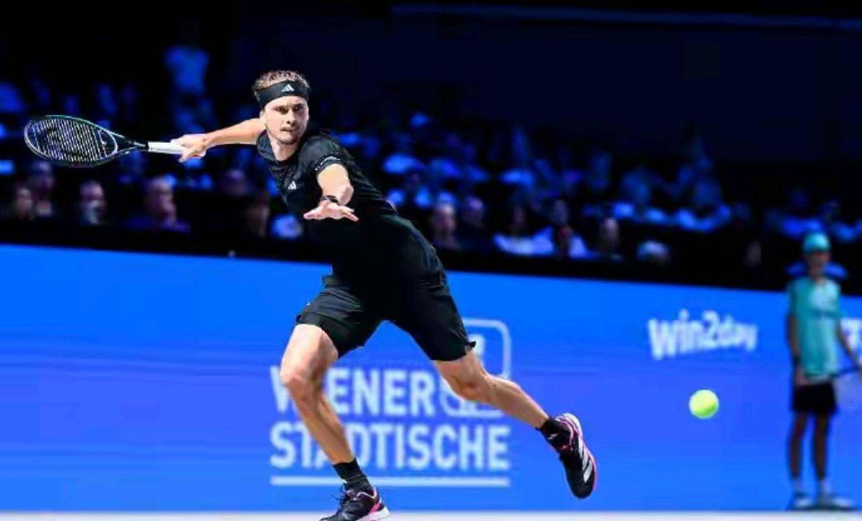 包含法国网球队完胜美国网球队,兹维列夫关键制胜的词条 包含法国网球队完胜美国网球队,兹维列夫关键制胜的词条