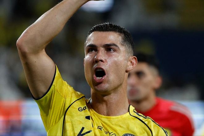 关于荷兰绝地反击乌拉圭，C罗高光表现的信息