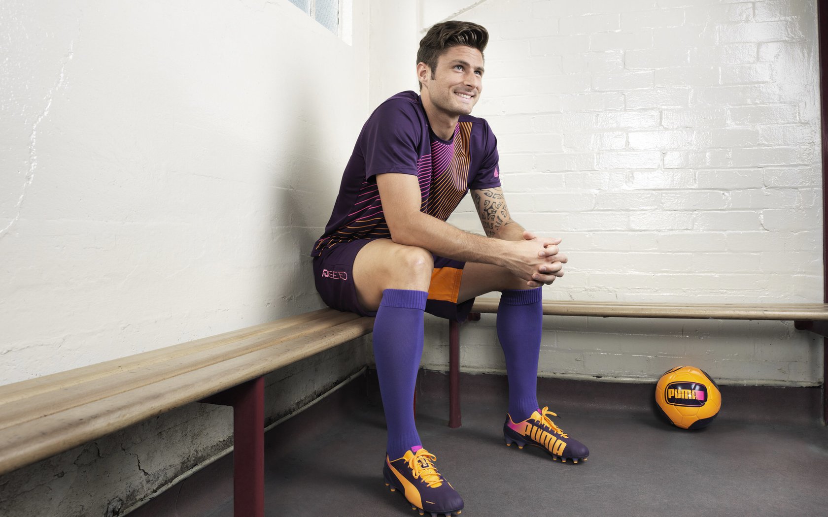 绿茵烽火燃至篮网围城，当魔术的连击成为另一场国家德比