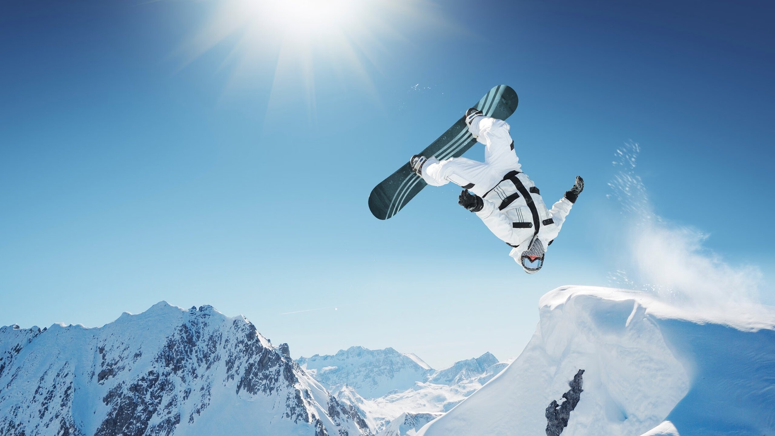 暗夜中的独舞，压力下的绽放