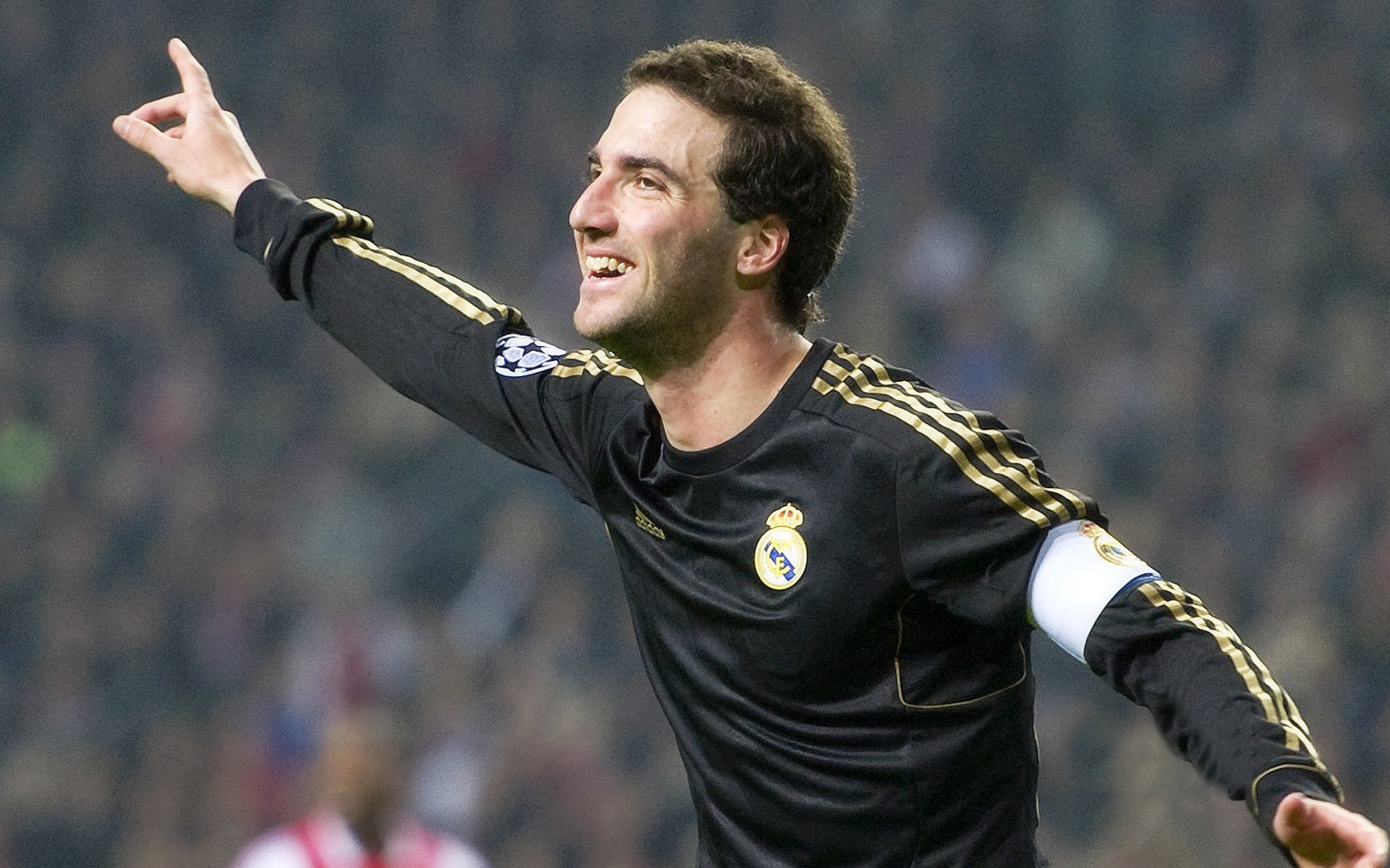 蔚蓝对决,当太极虎咬碎斗牛士,神塔在平行世界点燃烽火